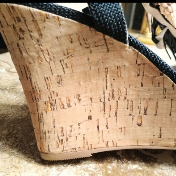 👠Charles David La Jolla Wedges - Picture 6 of 10